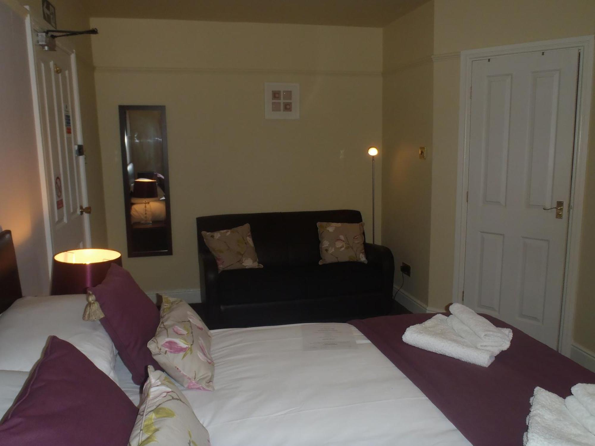 Gillygate Guest House York Bilik gambar
